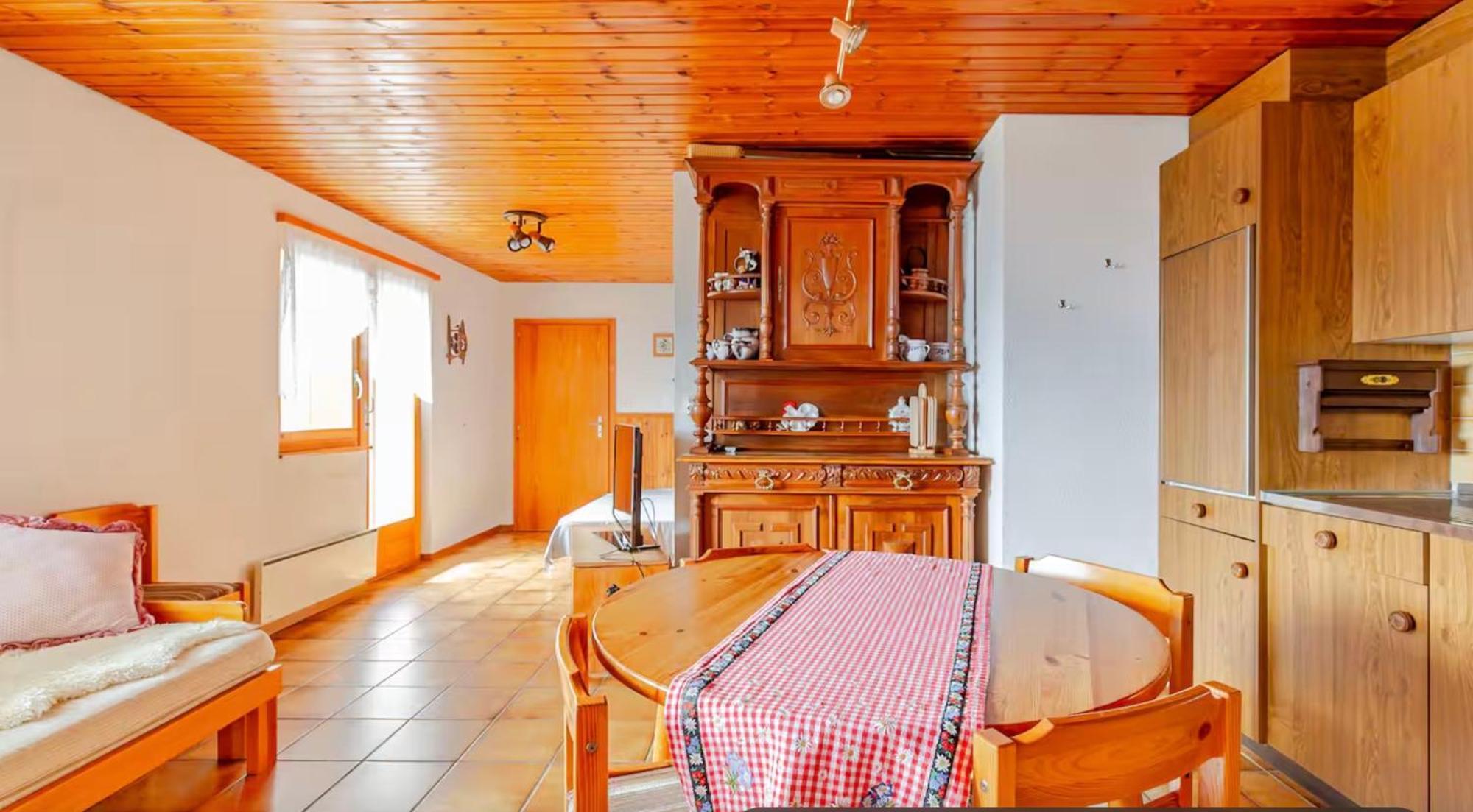 Gemuetliche Wohnung Mit Traumaussicht! Albinen Екстериор снимка